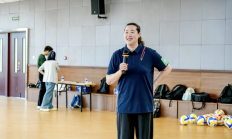 爱游戏体育下载:女排奥运冠军宋妮娜：青少年保持身心健康才能走得更远