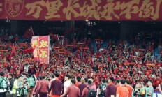 爱游戏体育:“大莲花”见证“中国红” “丝滑”散场显温度